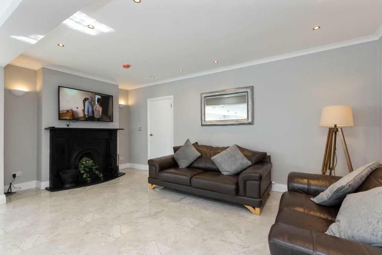 בלפסט Chestnut House, Beautiful, Spacious & Comfortable מראה חיצוני תמונה